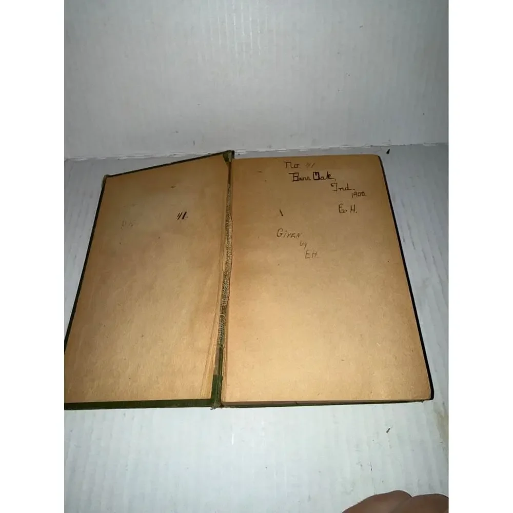 Ivanhoe by Walter Scott Antique Hardcover Donohue Henneberry & Co.